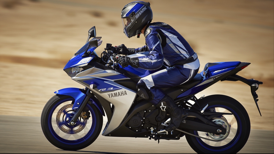 Yamaha YZF-R3 2015